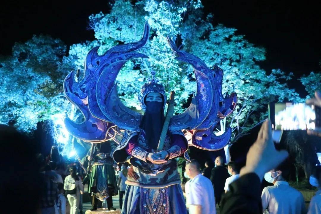 逃离危险禁地